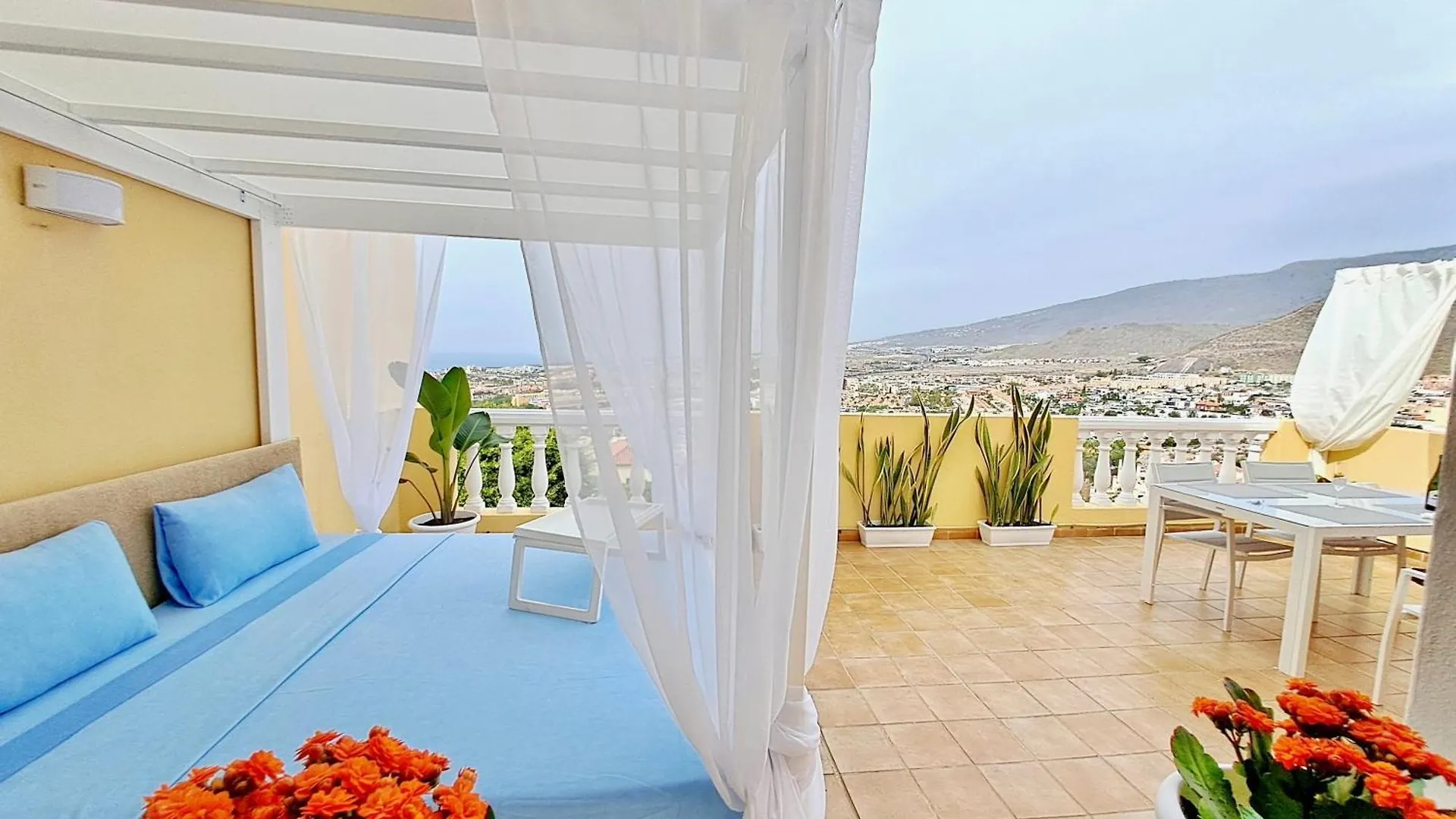 Buenavista Panoramic Apartment Адехе